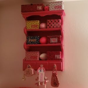 Finally completed my tin collection 😍